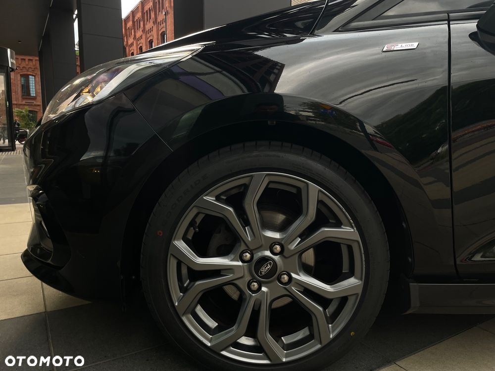 Ford Fiesta 1.1 S&S ST-LINE - 28