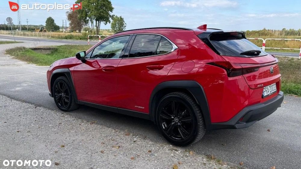 Lexus UX - 21
