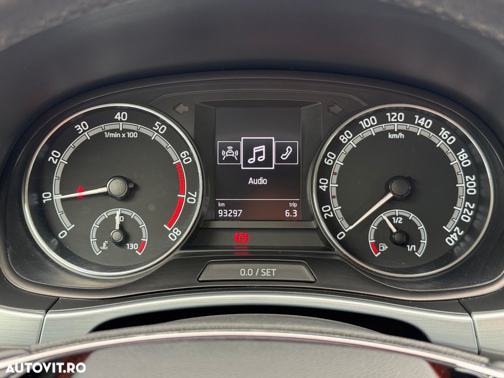 Skoda Fabia 1.0 TSI Active - 35