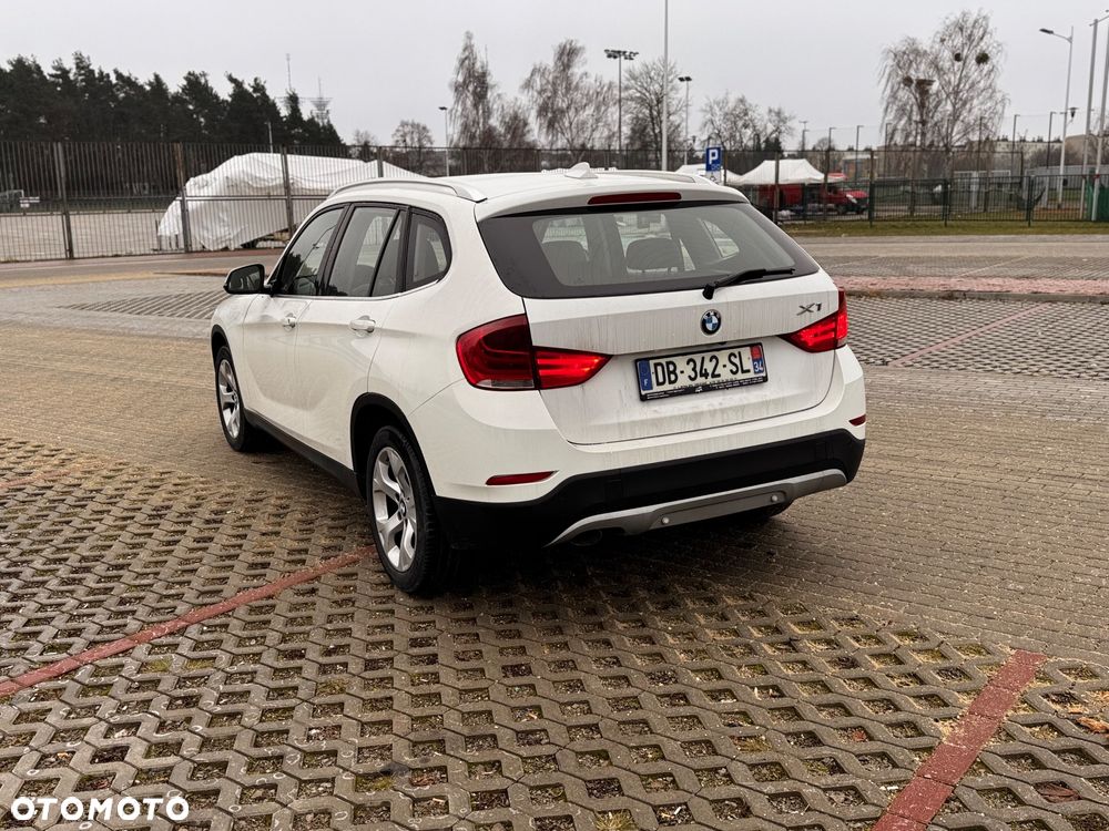 BMW X1 xDrive18d Sport Line - 9