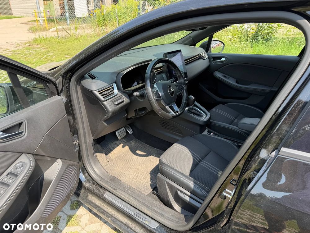 Renault Clio - 11