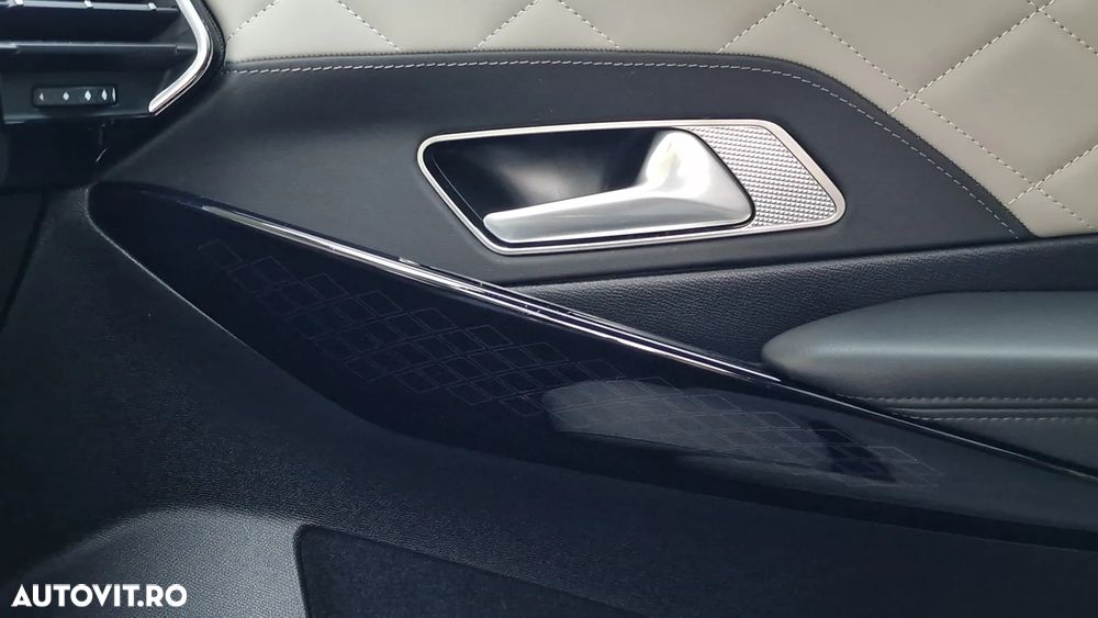 DS Automobiles DS 7 Crossback - 27