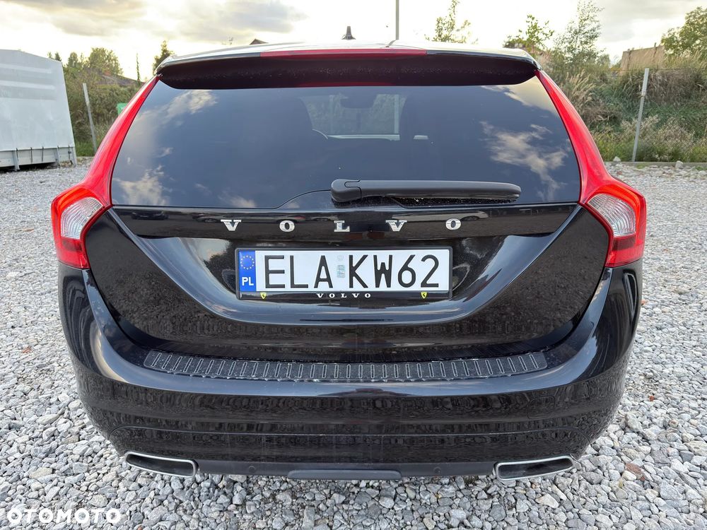 Volvo V60 D4 Momentum - 6