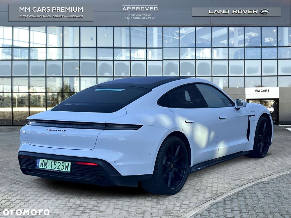 Porsche Taycan - 7