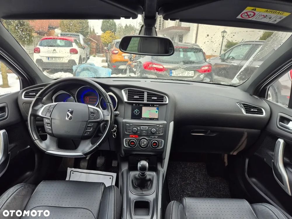 Citroën DS4 1.2 PureTech Chic S&S - 11