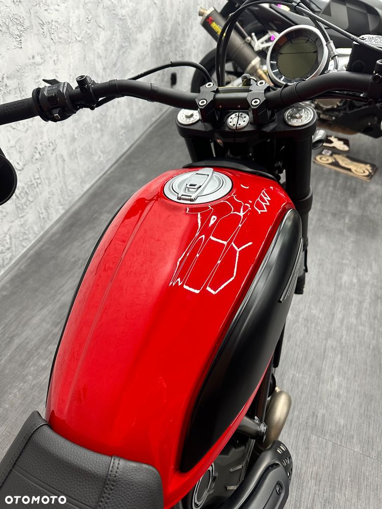 Ducati Scrambler - 22