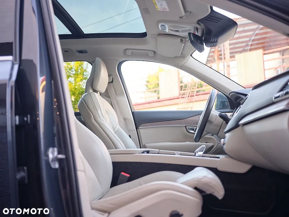 Volvo XC 90 B5 D AWD Inscription 7os - 27