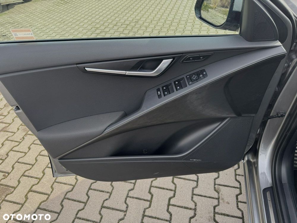 Kia Niro - 11
