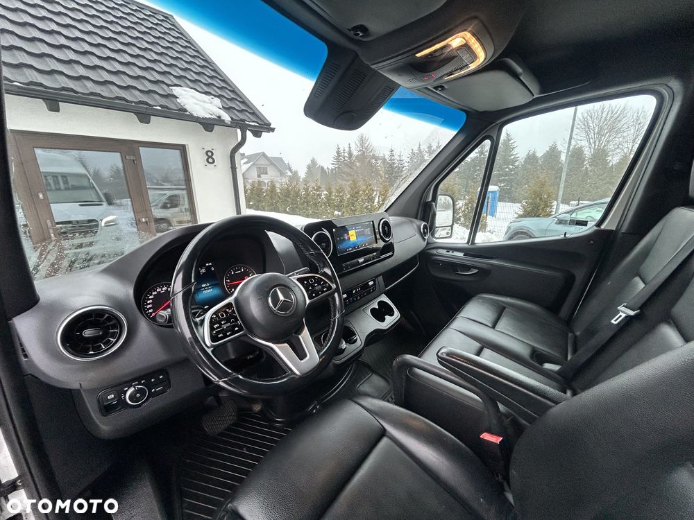 Mercedes-Benz SPRINTER - 15