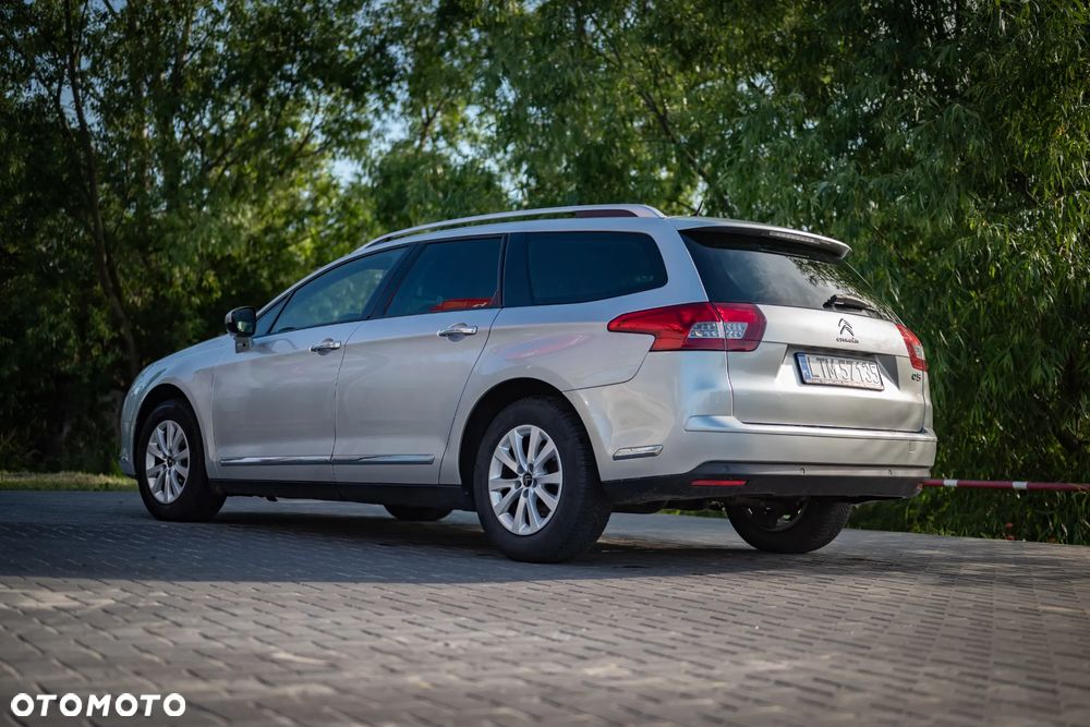 Citroën C5 1.6 HDi Attraction - 1