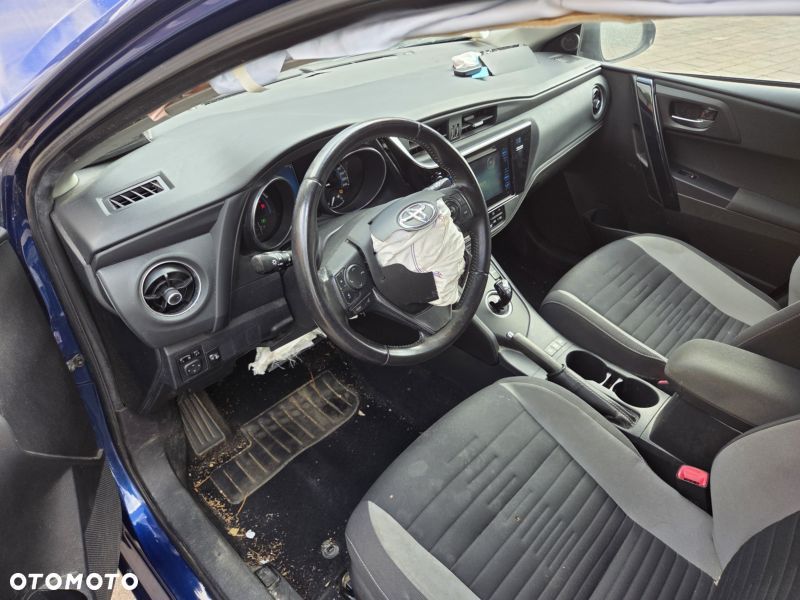 Toyota Auris 1.8 HSD Luna - 16