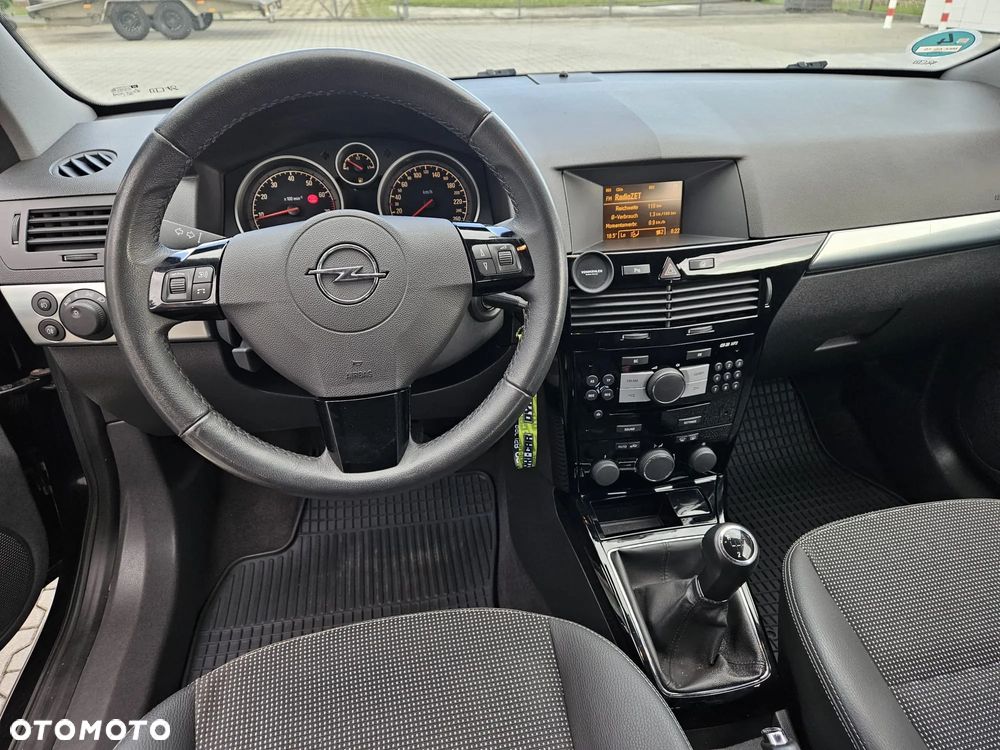 Opel Astra 1.8 Edition - 13
