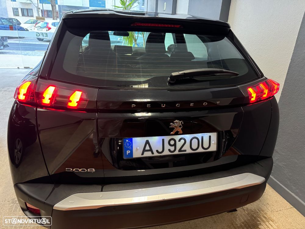 Peugeot 2008 1.2 PureTech Active Pack - 32