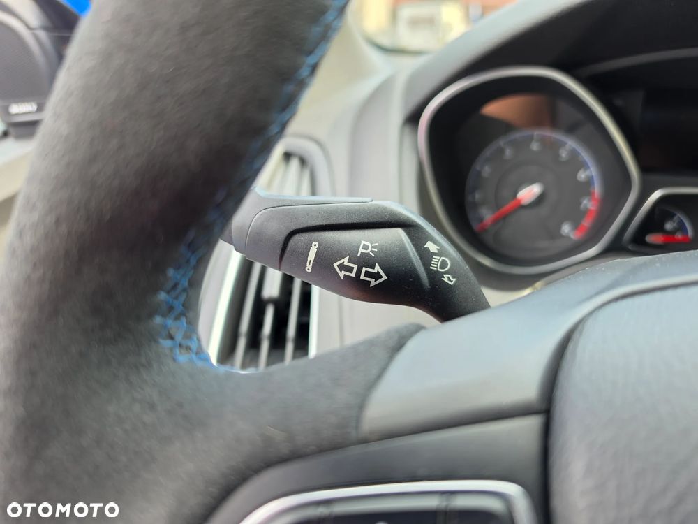 Ford Focus - 26