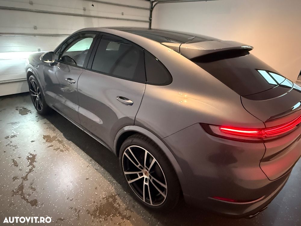 Porsche Cayenne Coupe Black Edition - 27