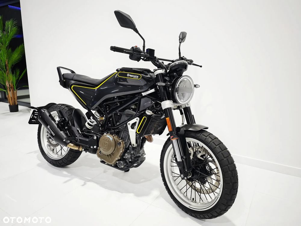 Husqvarna Svartpilen - 2