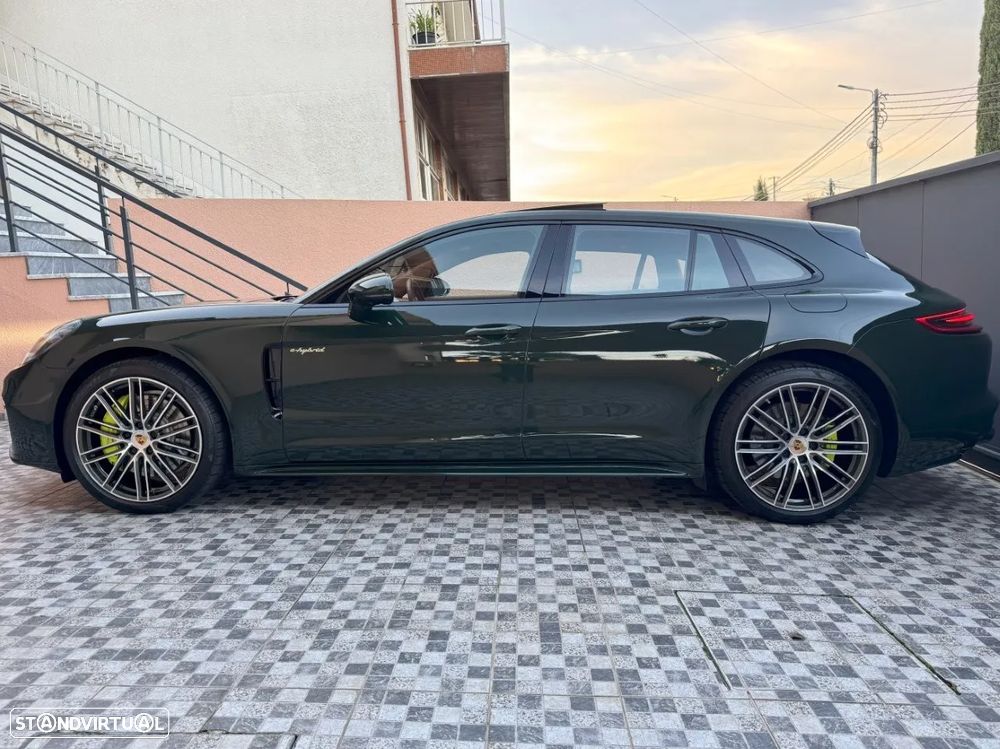 Porsche Panamera Sport Turismo 4 E-Hybrid - 34