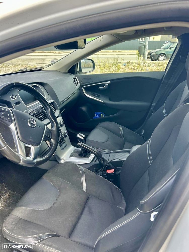 Volvo V40 2.0 D2 Momentum - 9