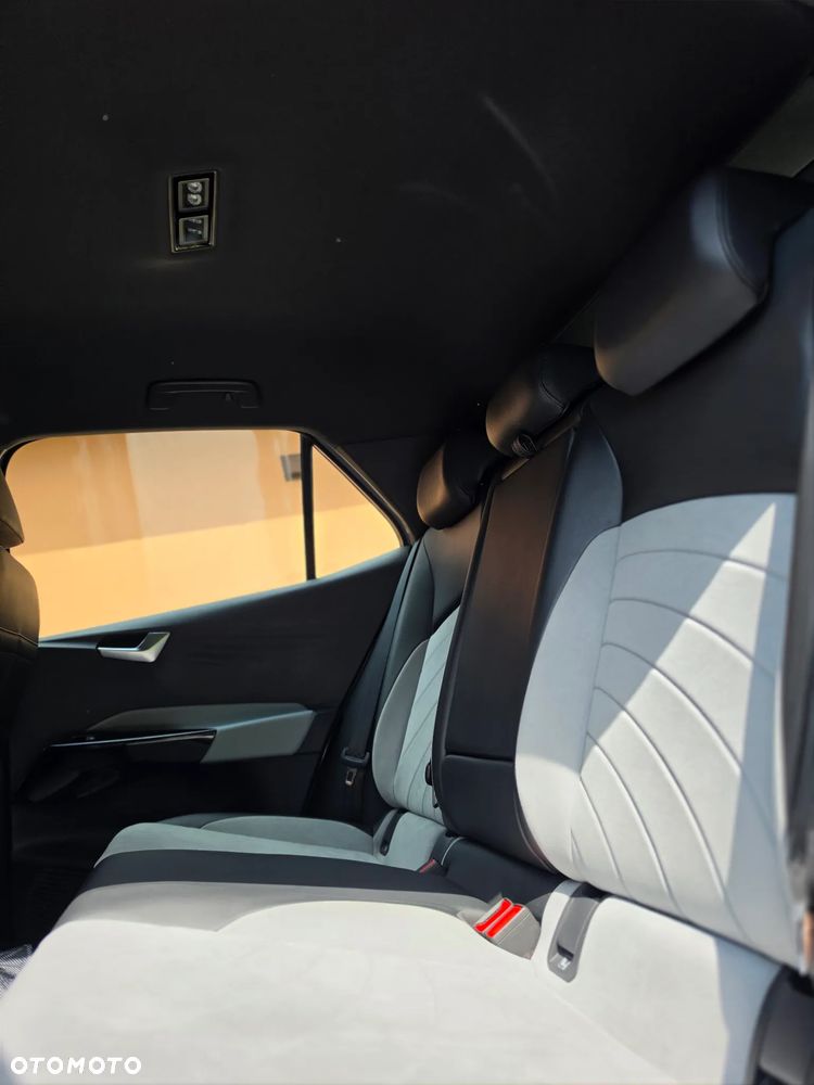 Volkswagen ID.3 Pro - 4