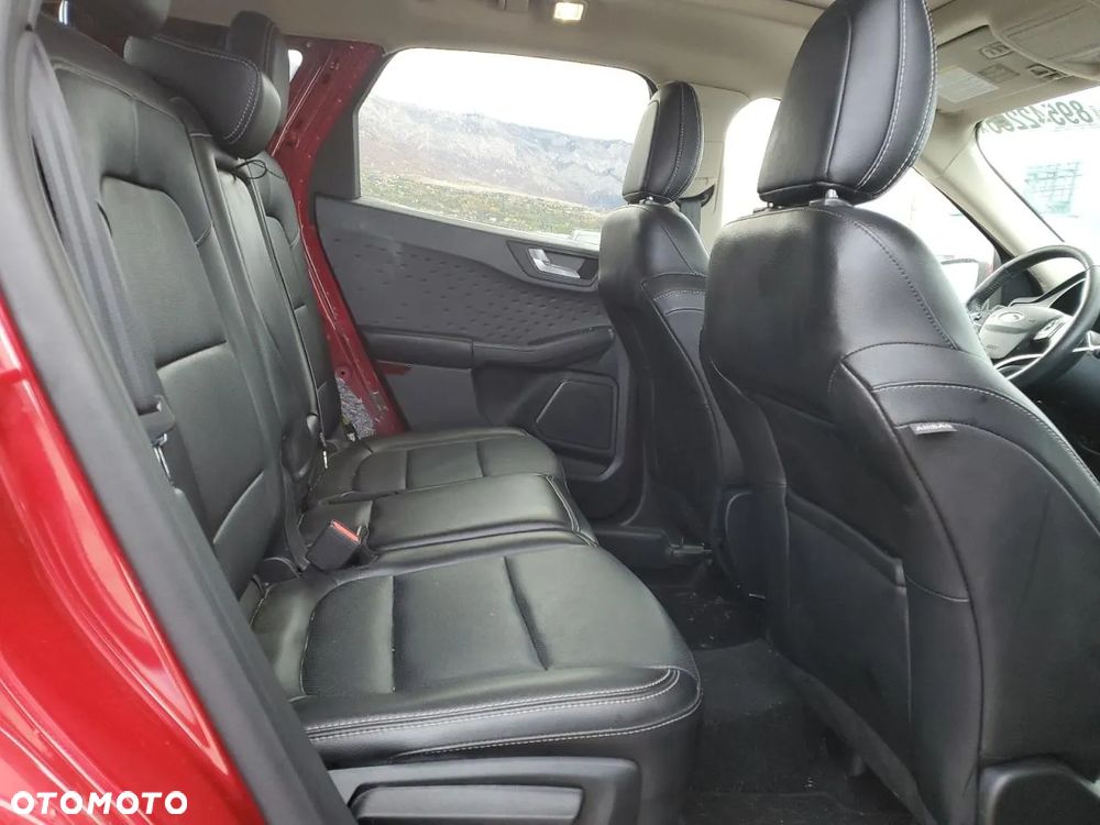 Ford Escape 2.0 EcoBoost AWD Titanium - 6