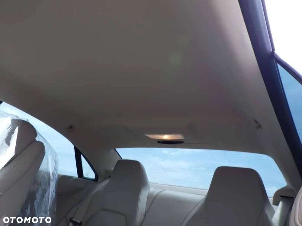 Mercedes-Benz Klasa E 350 Coupe 4Matic 7G-TRONIC - 17