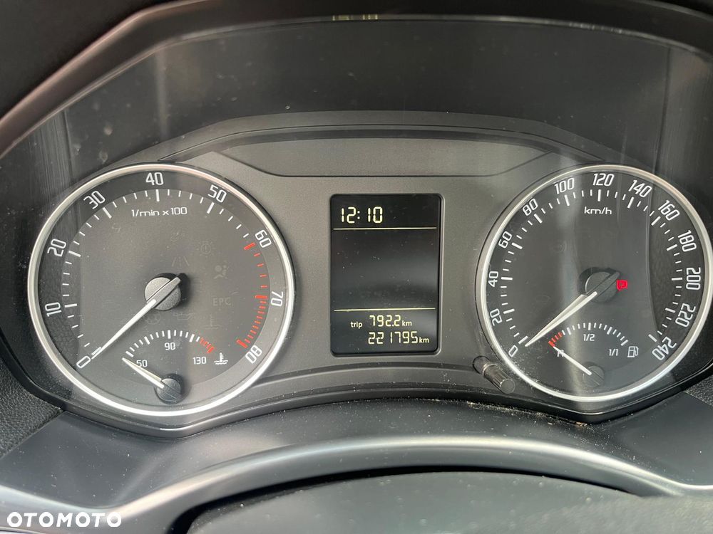 Skoda Octavia - 8