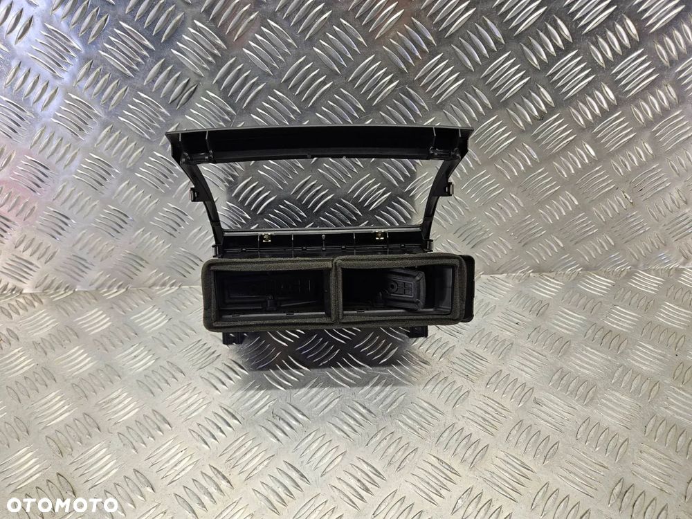 VW TOUAREG 7L 03-09R KRATKA NAWIEWU KRATKA SRODKOWA DESKI KRATKA SCHOWKA 7L6819727 R - 3