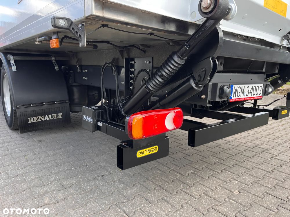 Renault D 256KM / DMC 18 / CHŁODNIA + WINDA / SALON POLSKA / FV 23% - 17