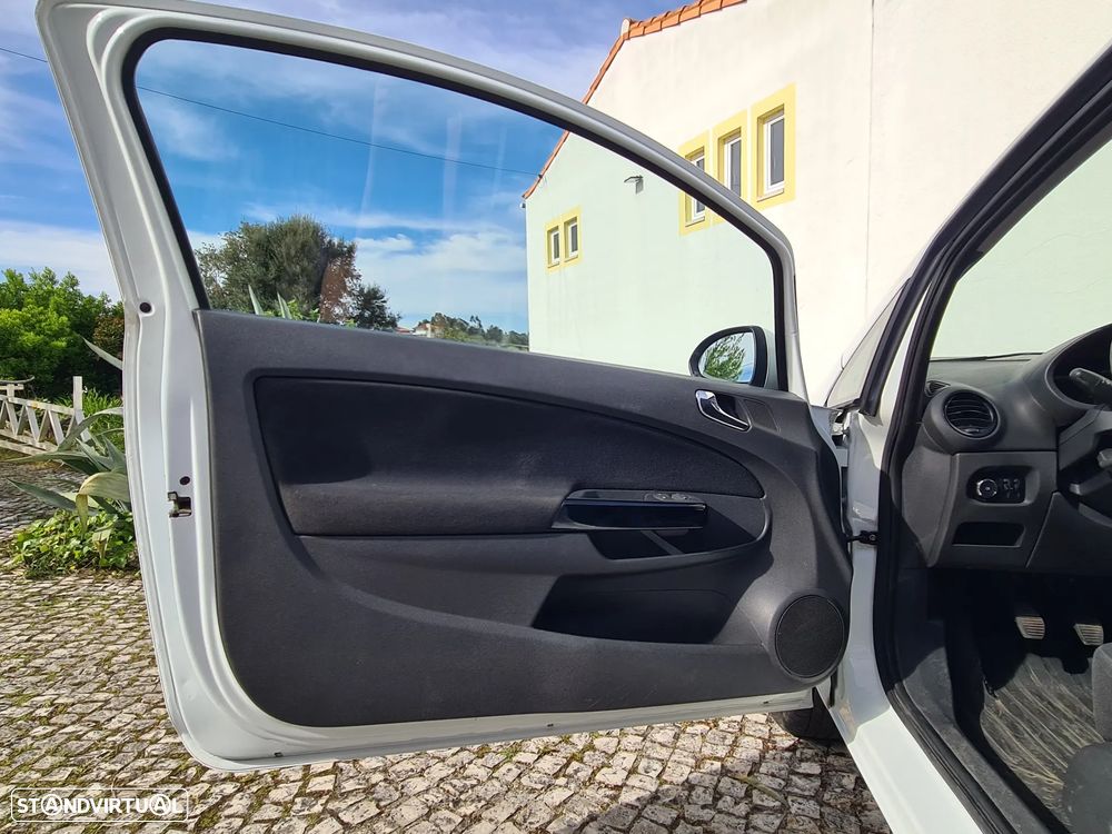 Opel Corsa 1.3 CDTI - 27