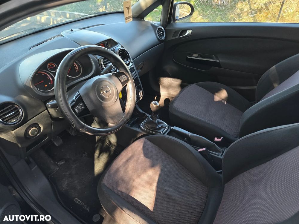 Opel Corsa 1.7 CDTI Cosmo - 10