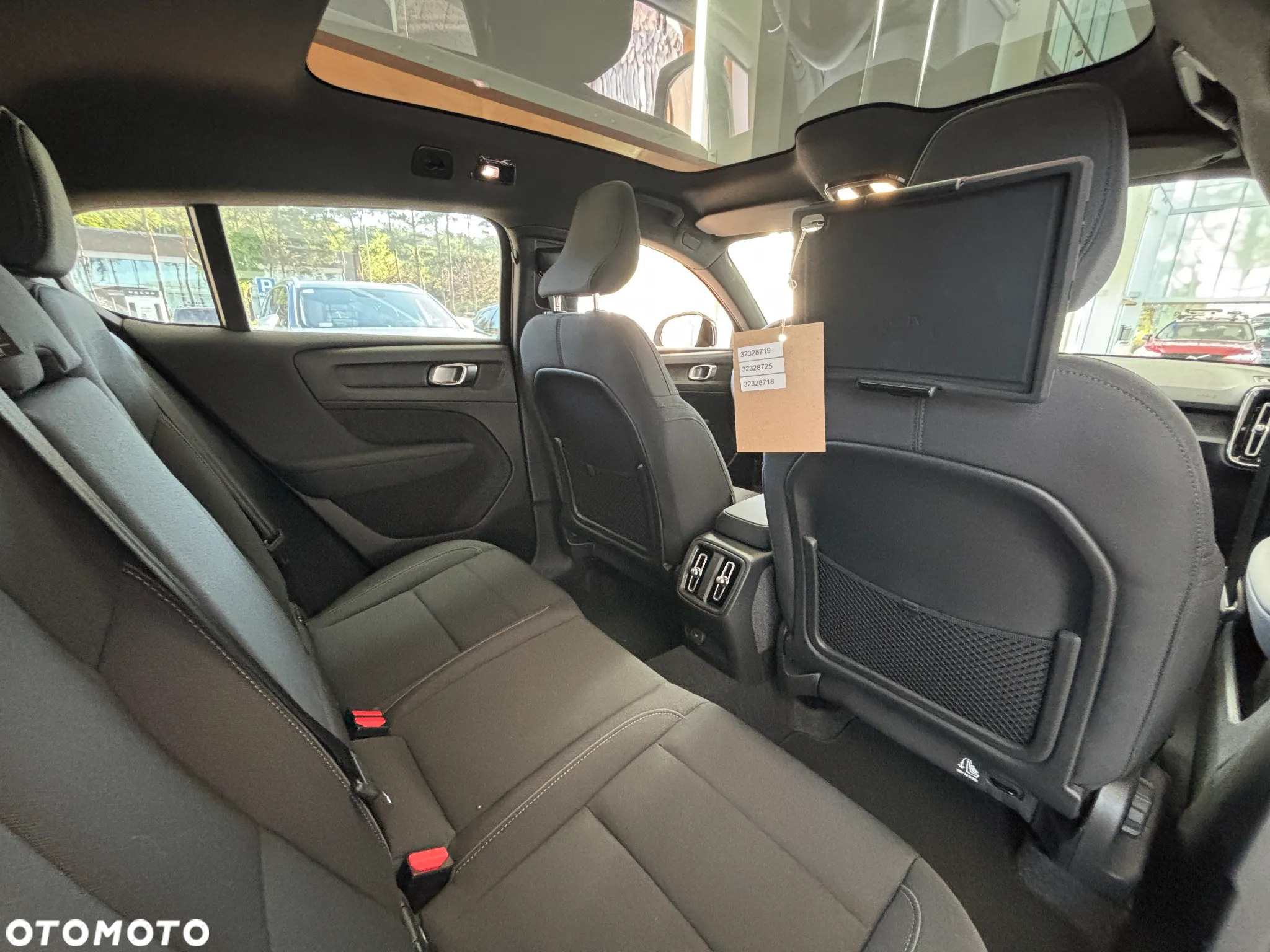Volvo C40 Recharge Plus - 15