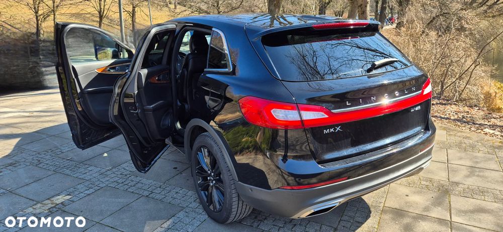 Lincoln MKX - 11