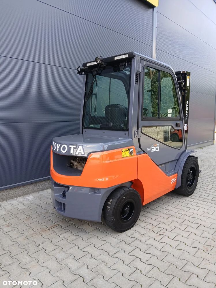 Toyota 52-8FDF30 - 6