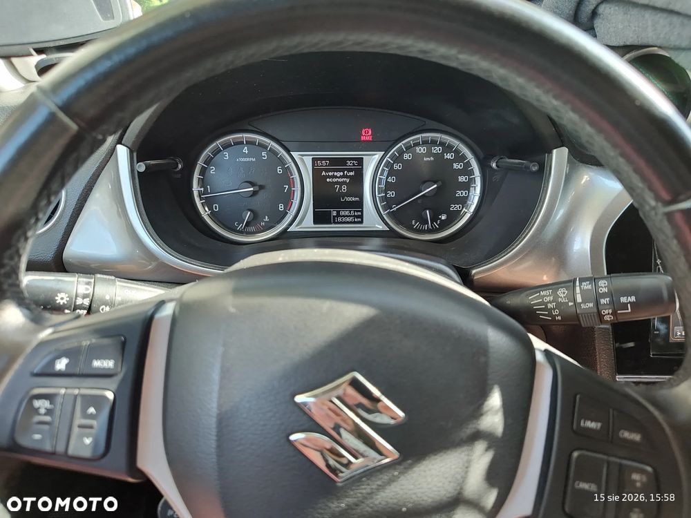 Suzuki Vitara 1.6 Premium 2WD - 9