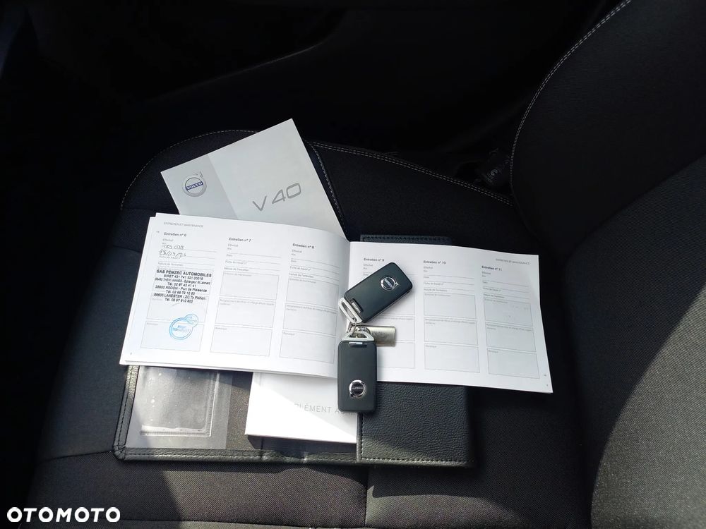 Volvo V40 D2 Momentum - 33