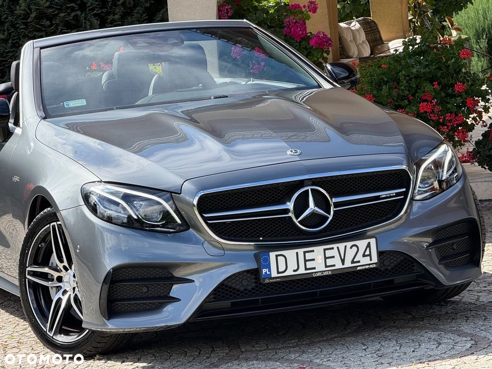 Mercedes-Benz Klasa E AMG 53 Kabriolet 4-Matic+ 9G-TRONIC - 16
