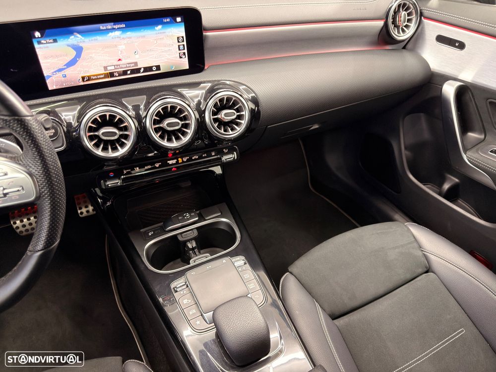 Mercedes-Benz CLA 250 e Shooting Brake AMG Line - 22