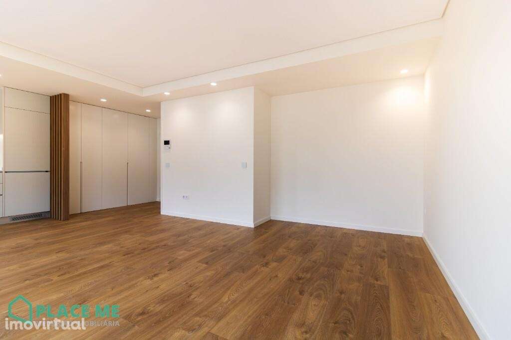 Apartamento T0 - Novo - Azurém - Equipado - Grande imagem: 3/23