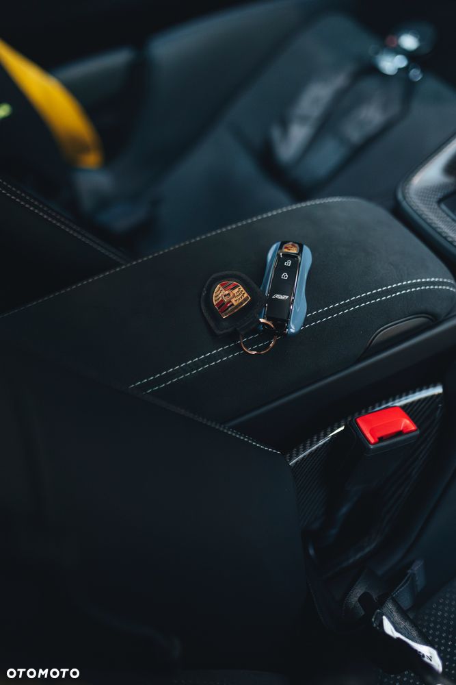 Porsche 911 GT3 RS - 16