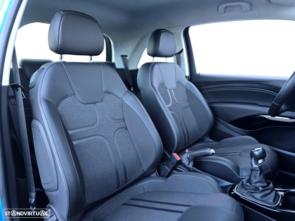 Opel Adam 1.4 Glam - 28