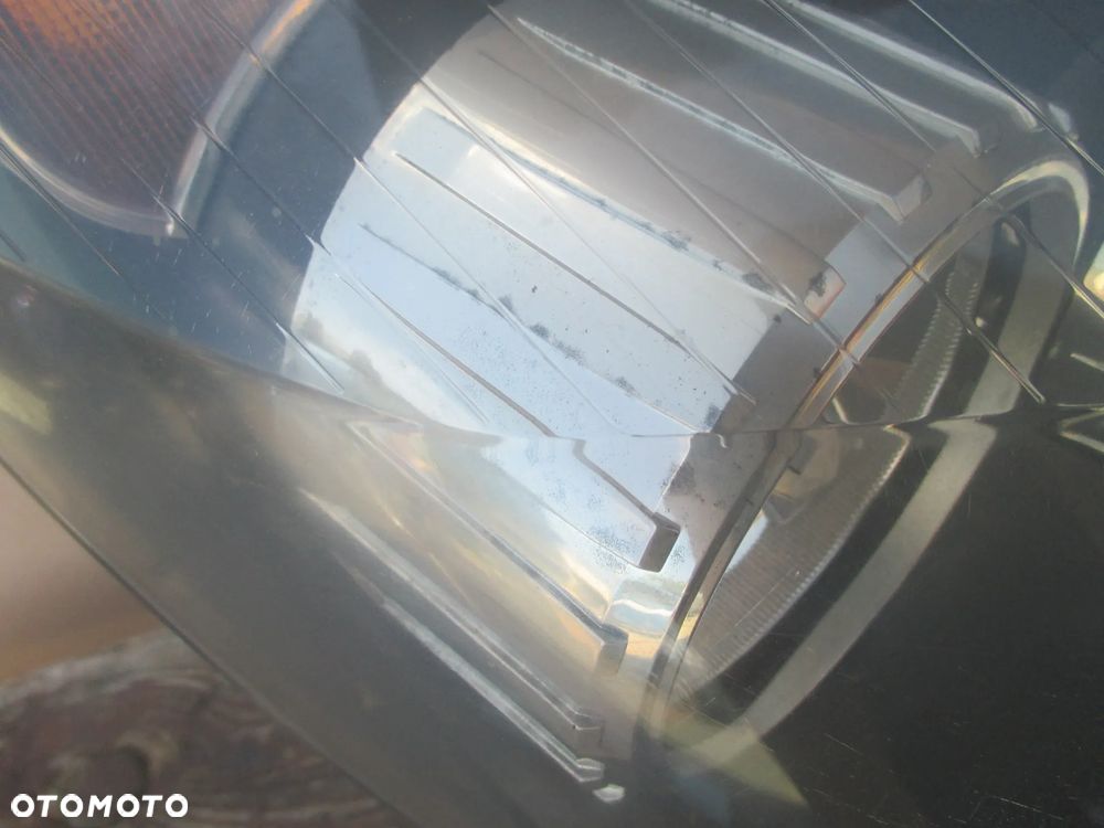 lampa prawa Opel Astra 3 H Hella Europa - 2