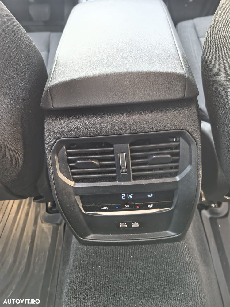 BMW Seria 3 320i AT - 29