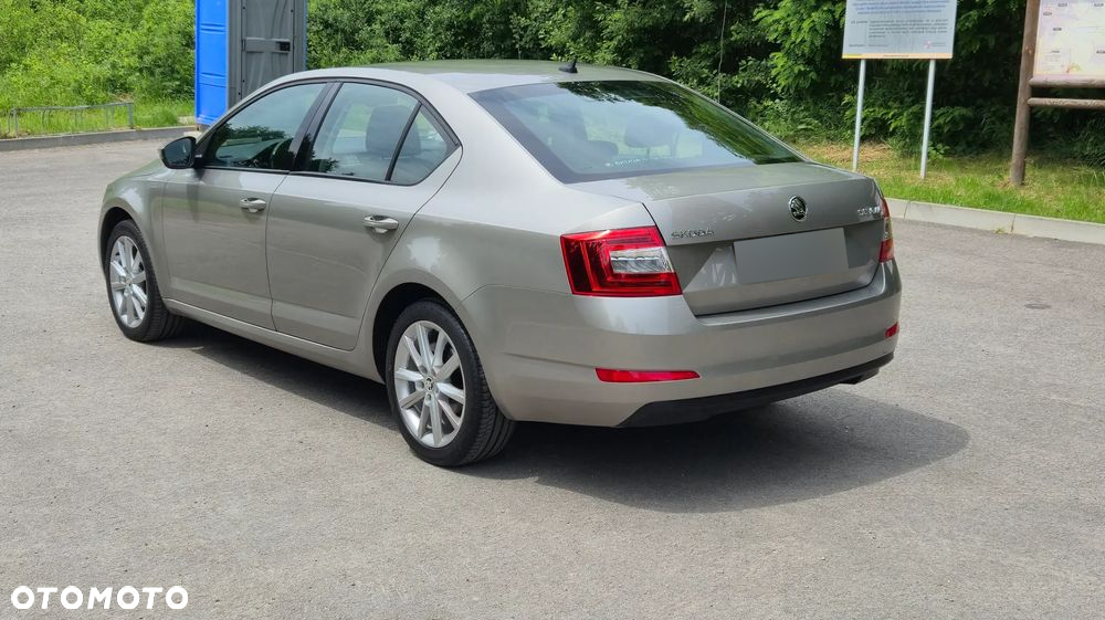 Skoda Octavia 2.0 TDI Elegance - 11