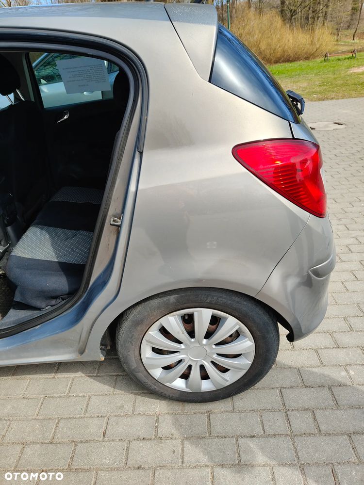 Opel Corsa 1.2 16V Enjoy - 13