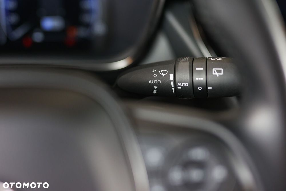 Toyota Corolla 1.8 Hybrid Comfort - 32