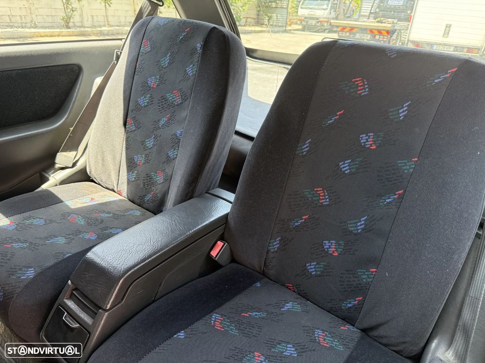 Volvo 480 Turbo - 11