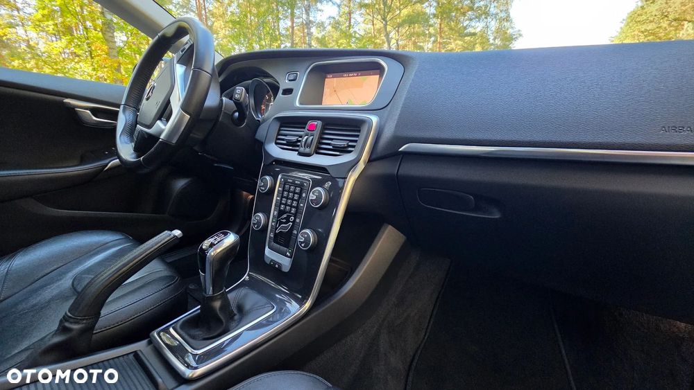 Volvo V40 D2 Drive-E SCR Momentum - 14
