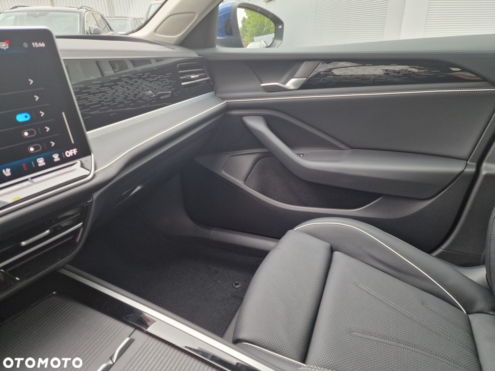 Volkswagen Passat 1.5 TSI EVO Elegance DSG - 25
