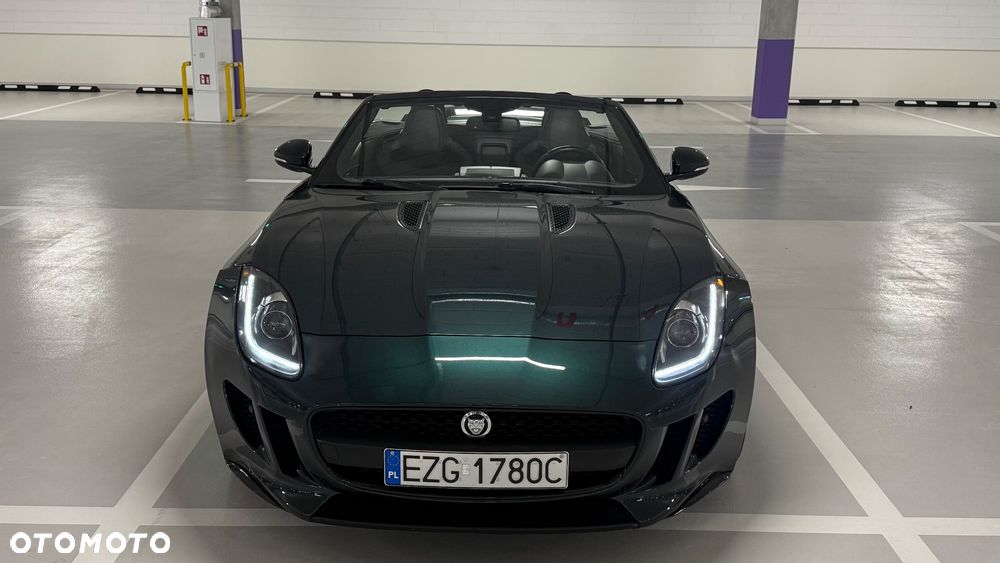 Jaguar F-Type R-Dynamic - 23