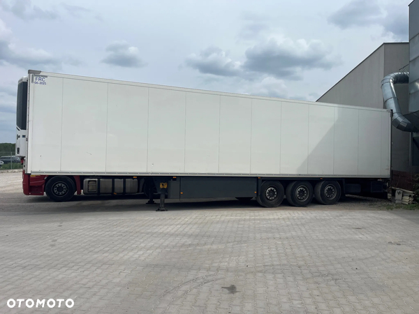 Schmitz Cargobull SKO